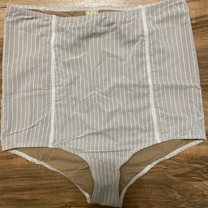 Kortni Jeane high waisted bottoms